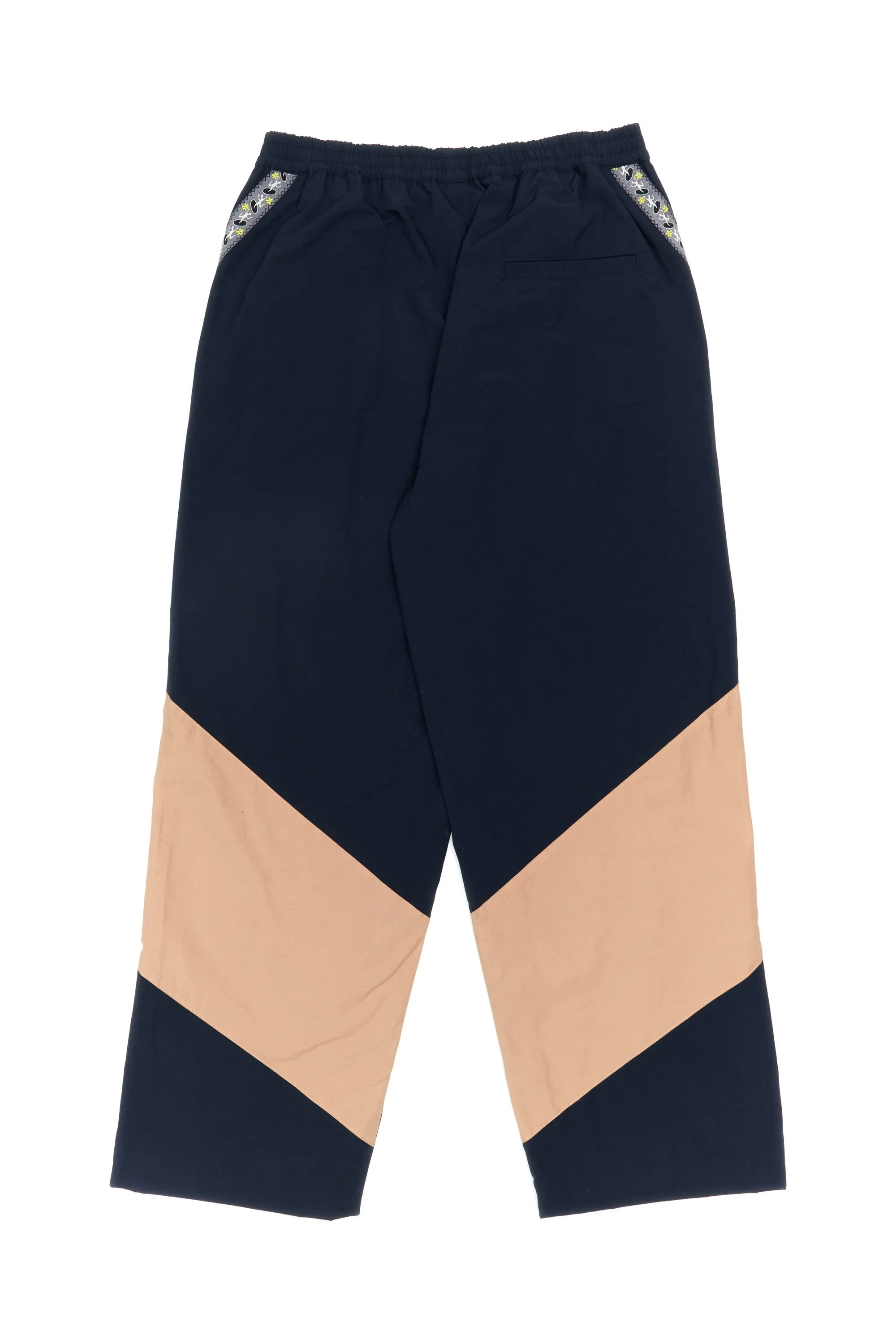 AREA SHELL TRACK PANT