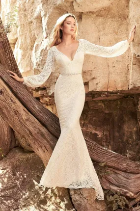 Dress 509: Mikaella "2332" waist 32
