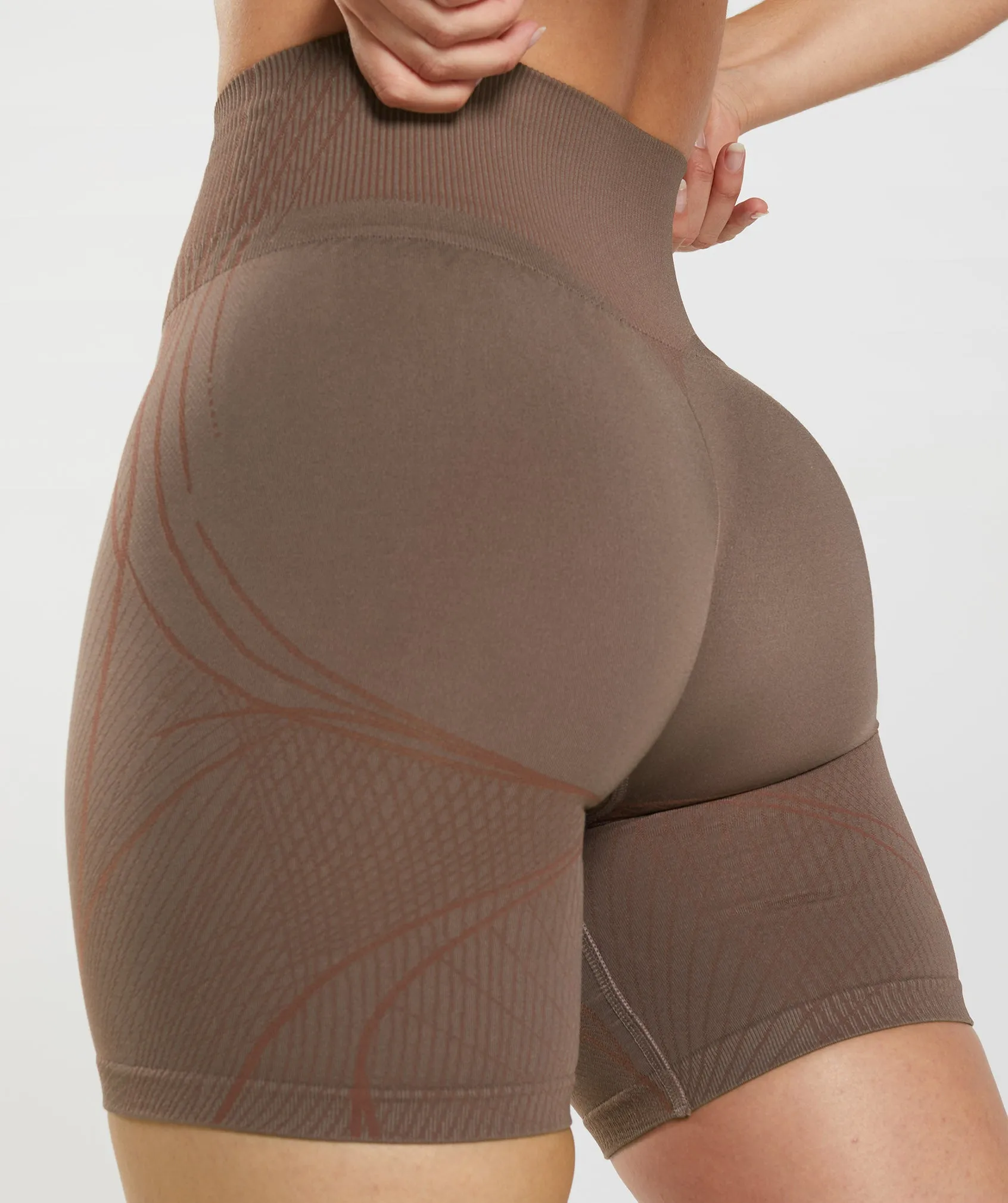 Gymshark Apex Seamless Shorts - Truffle Brown/Cherry Brown