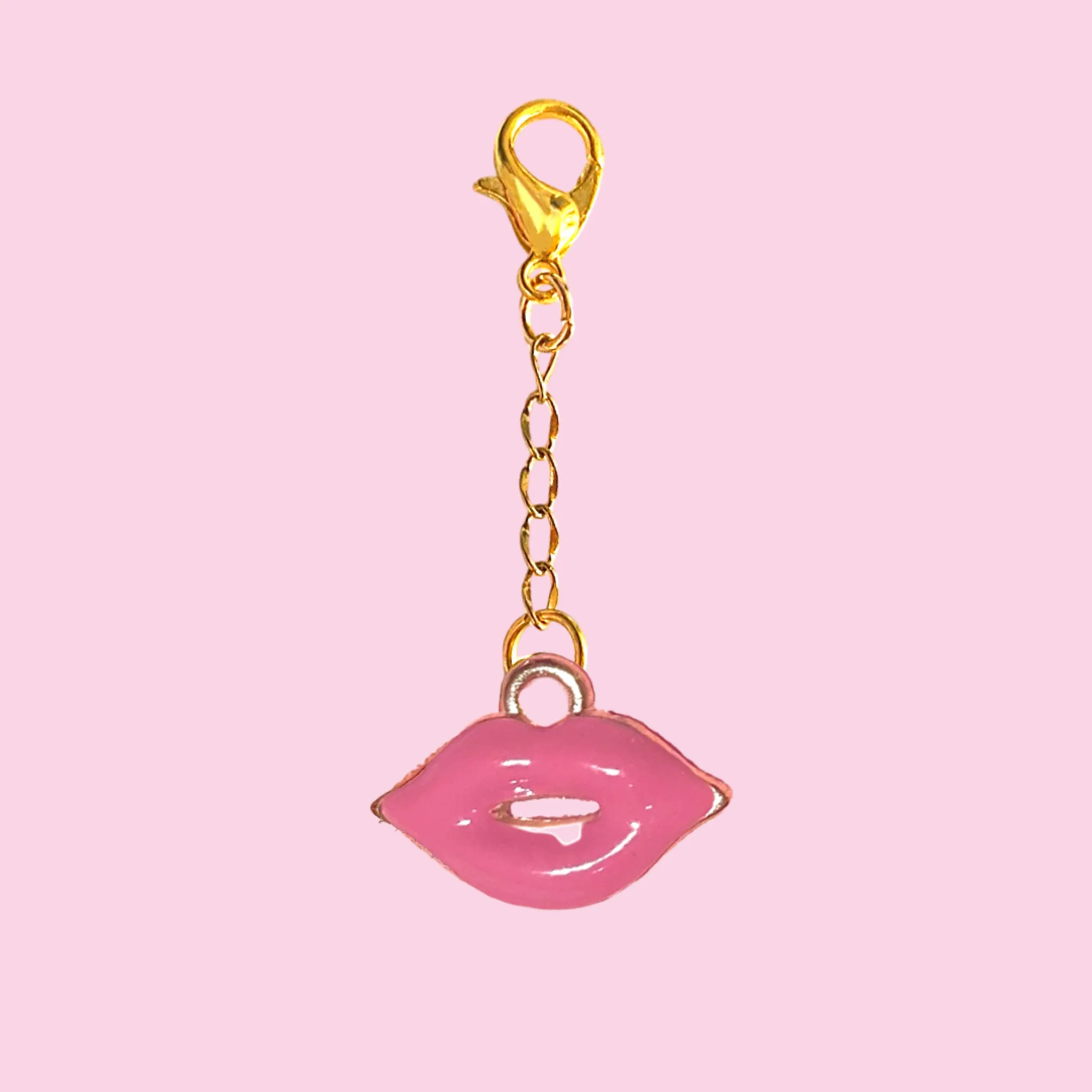Kiss Charms