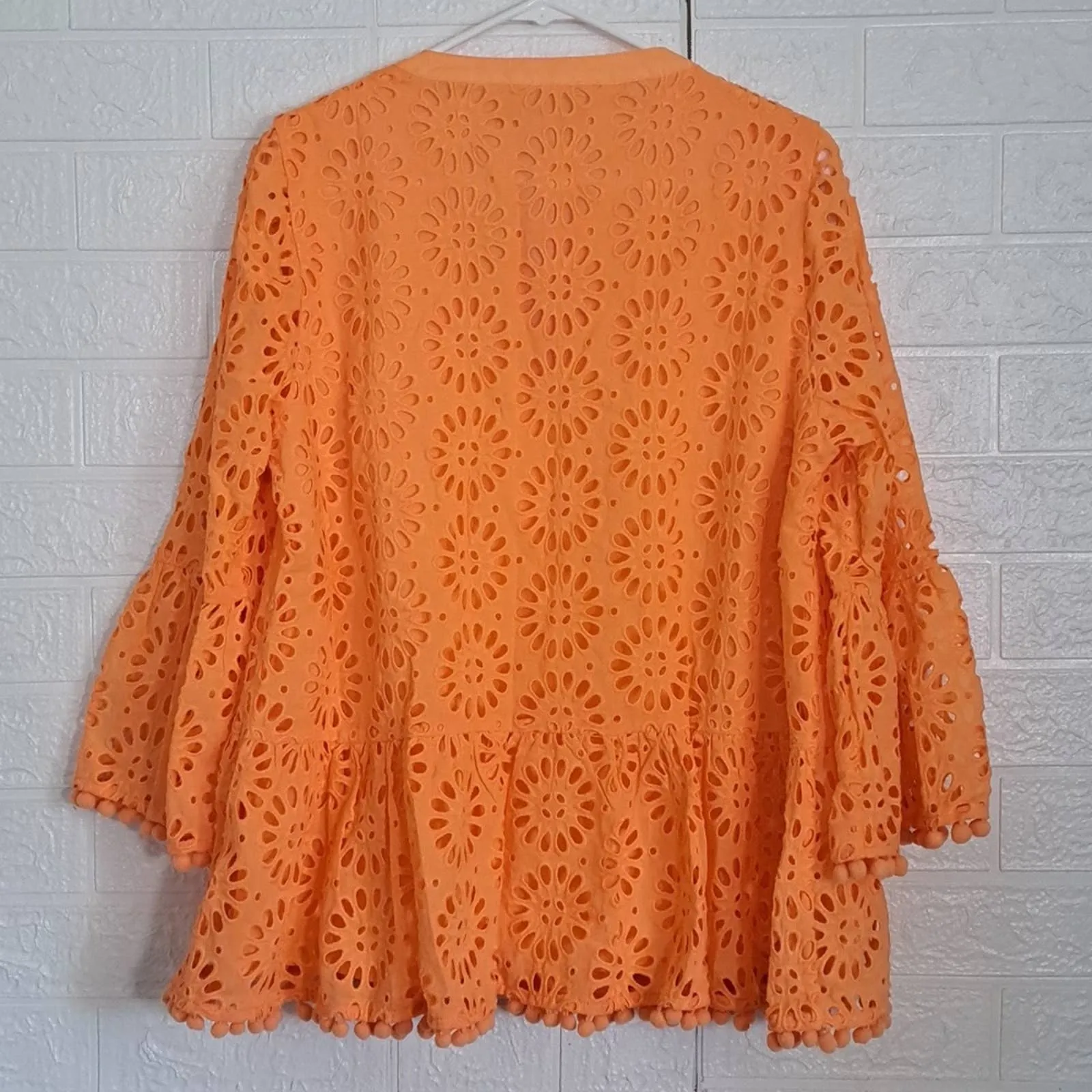 Lilly Pulitzer Bekah Top Cantaloupe Oversized Pinwheel Eyelet LG