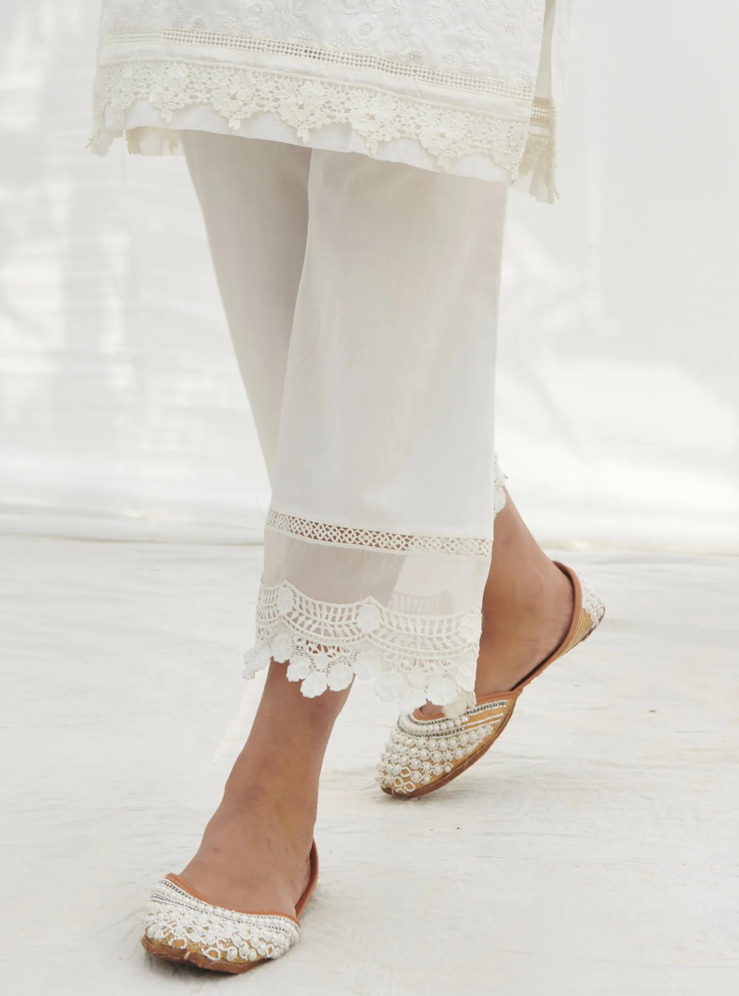 Mulmul Cotton Codli White kurta