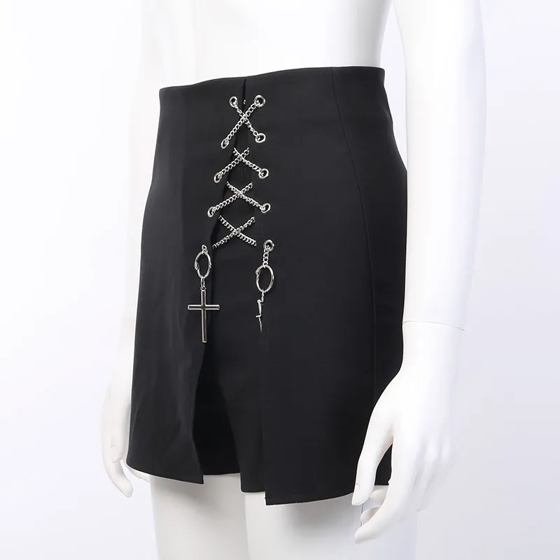 "CROSS CHAIN" SKORT